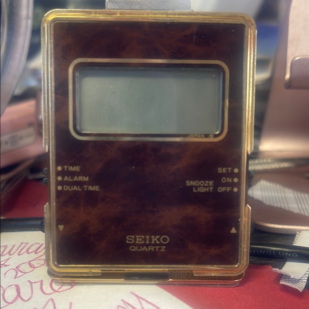 Seiko Quartz Digital Clock in Brown and Gold
